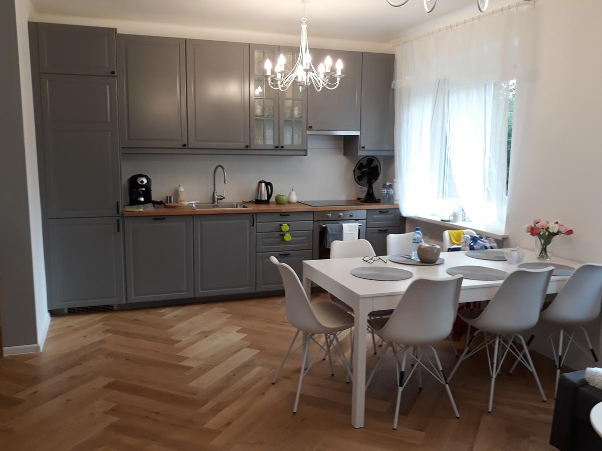 2 Bedroom City Center Apartment Катовице Екстериор снимка